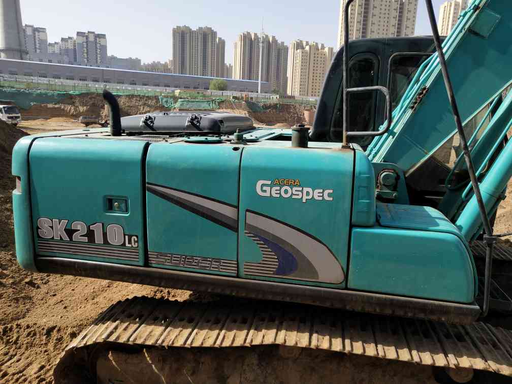 神钢sk200-6 挖掘机