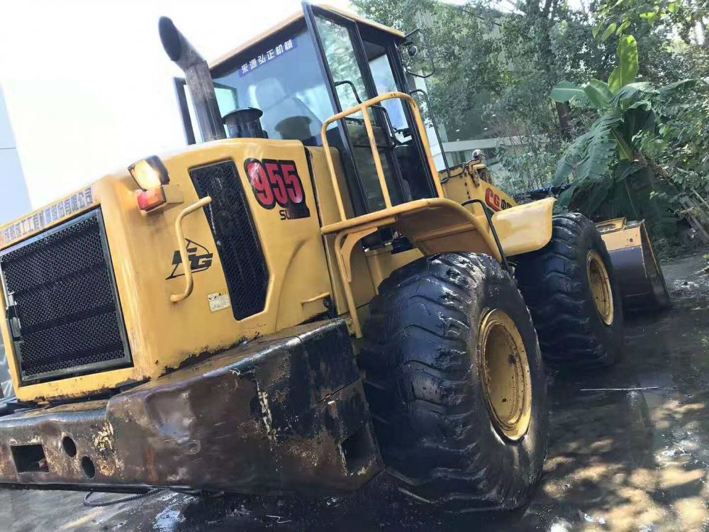 成工cg955 装载机