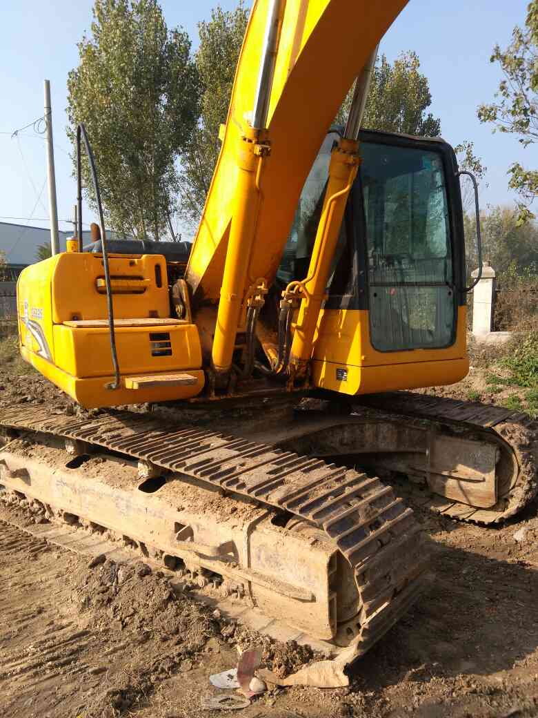 龙工lg6225 挖掘机