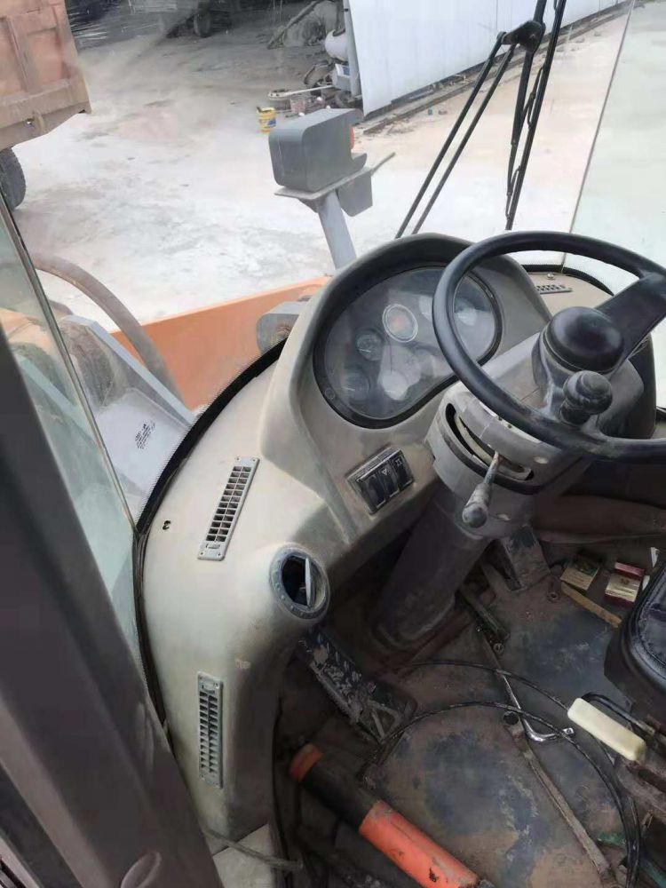 英轩重工 yx656 装载机