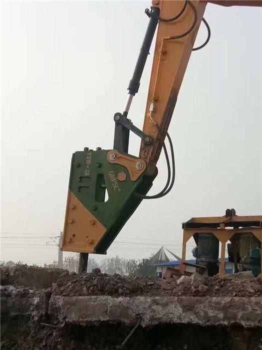 小松460能带多大破碎锤