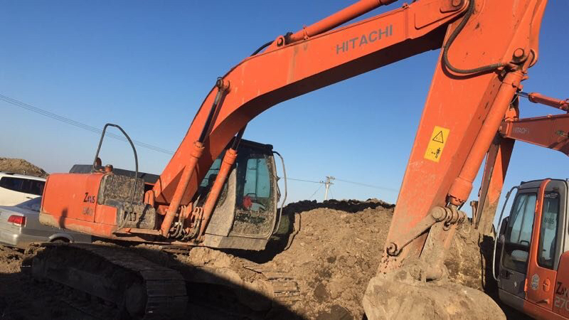 日立zx200-6 挖掘机