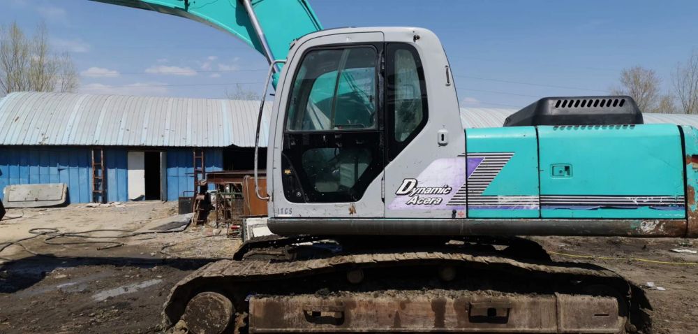 神钢sk230-6e 挖掘机