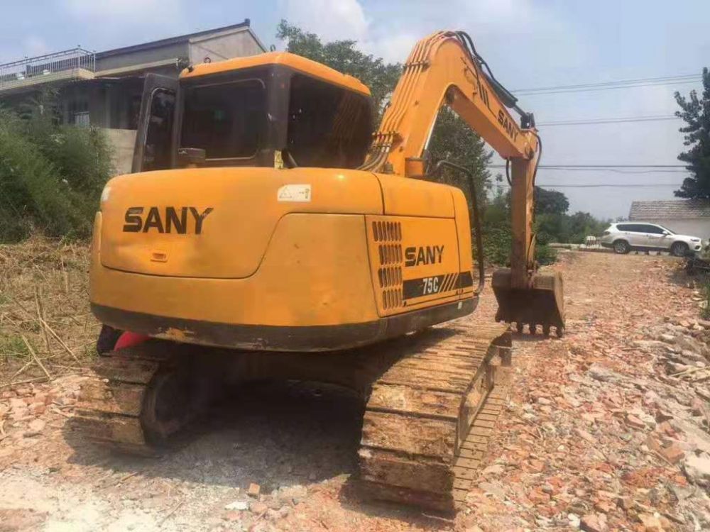 三一重工 sy75c-8 挖掘机
