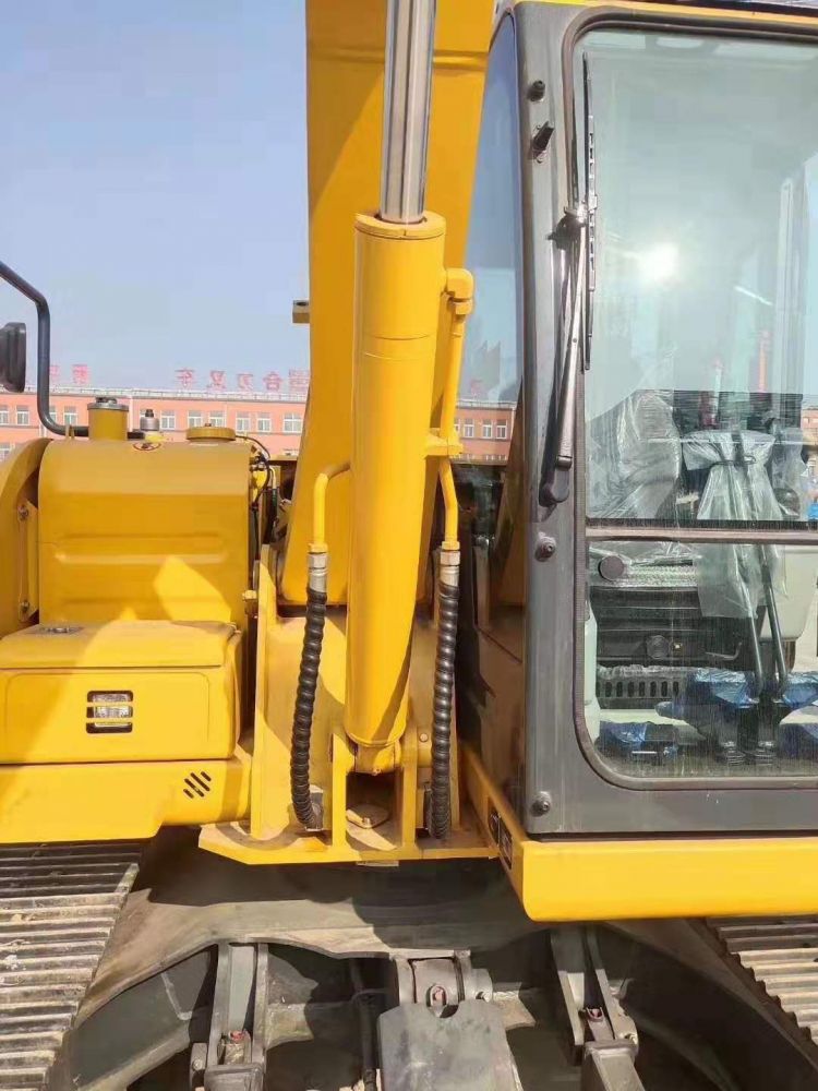 山推se75 挖掘机