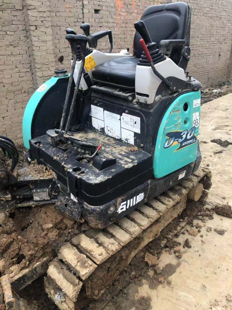 石川岛ihi18vx挖掘机