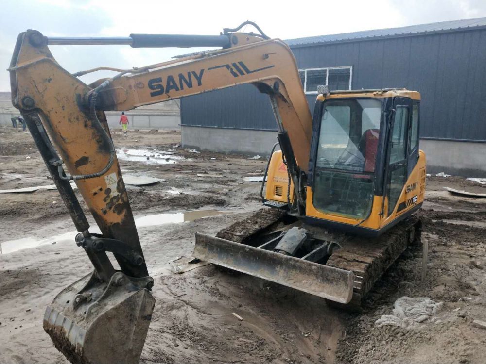 三一重工 sy75c-8 挖掘机