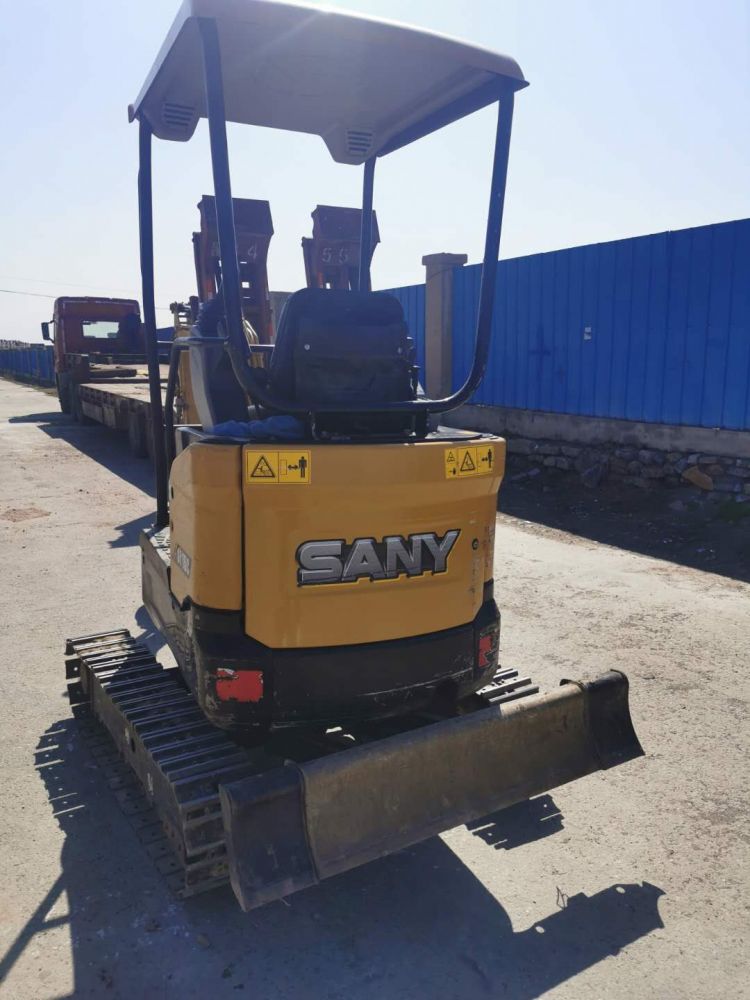 三一重工sy16c挖掘机