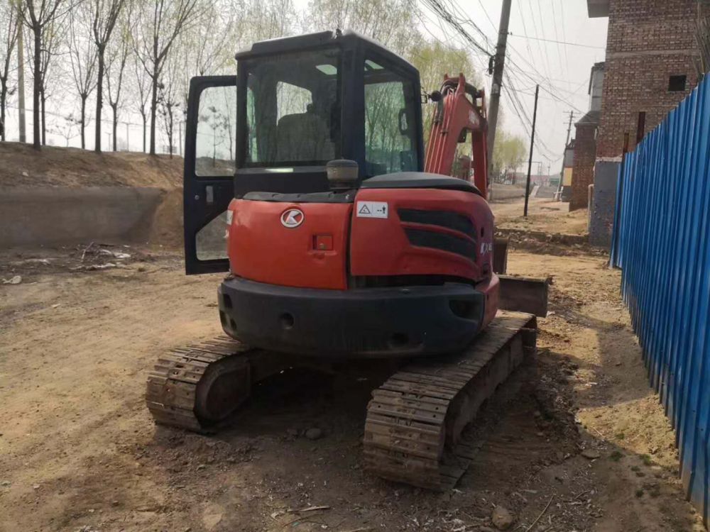 久保田kx163挖掘机
