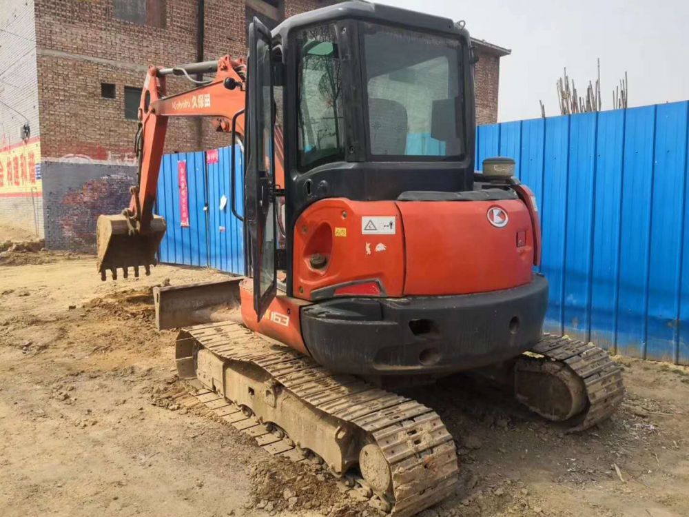 久保田kx163挖掘机