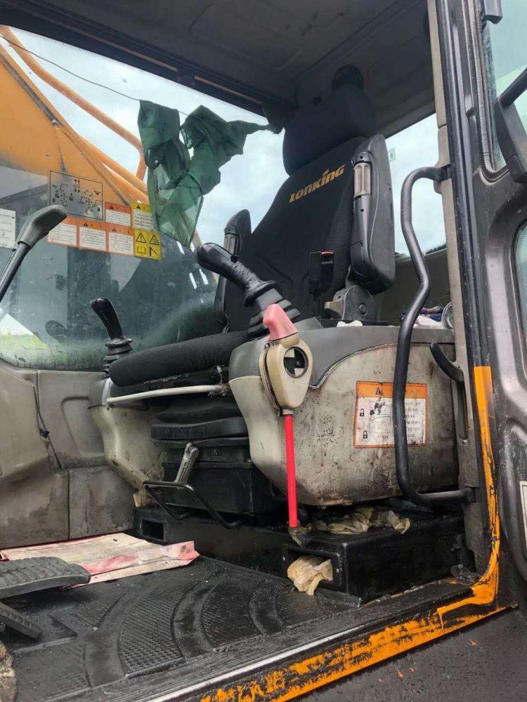 龙工lg6360挖掘机