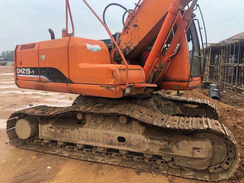 斗山dh2157挖掘机