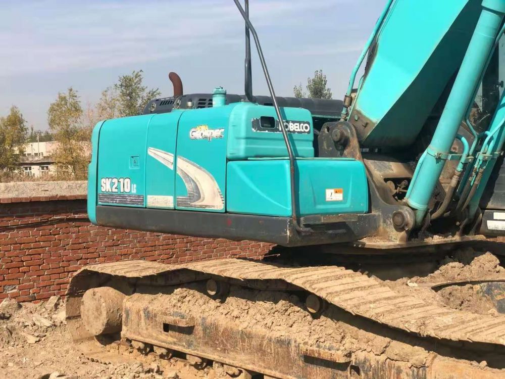 神钢sk210lc 挖掘机